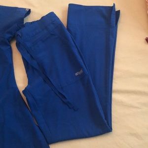 Greys Anatomy Signature Scrub Set